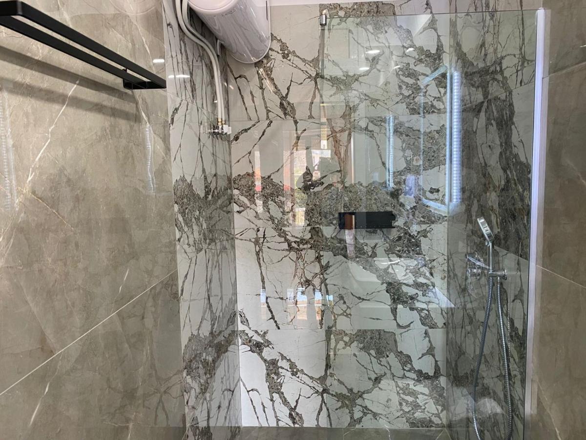 Apartment Artemis Химар Екстериор снимка